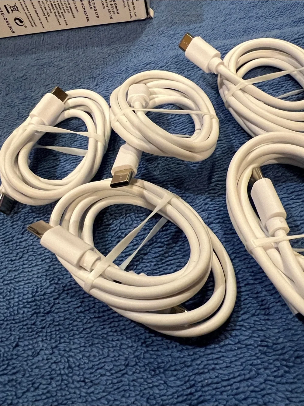 40W USB-C Fast Wall Charger with USB-C to USB-C Cables - White